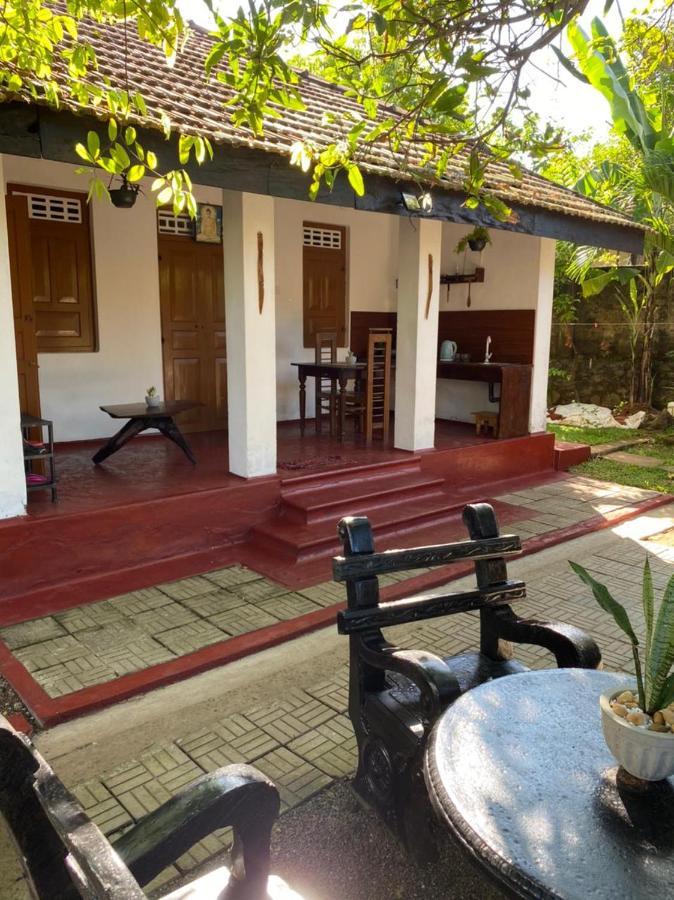 היקדואה Ami Place Rooms With Kitchen מראה חיצוני תמונה