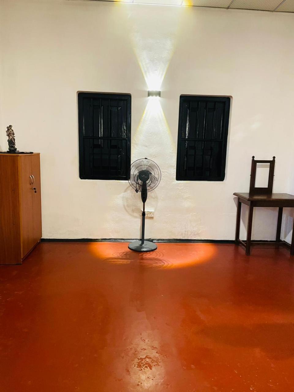 היקדואה Ami Place Rooms With Kitchen מראה חיצוני תמונה