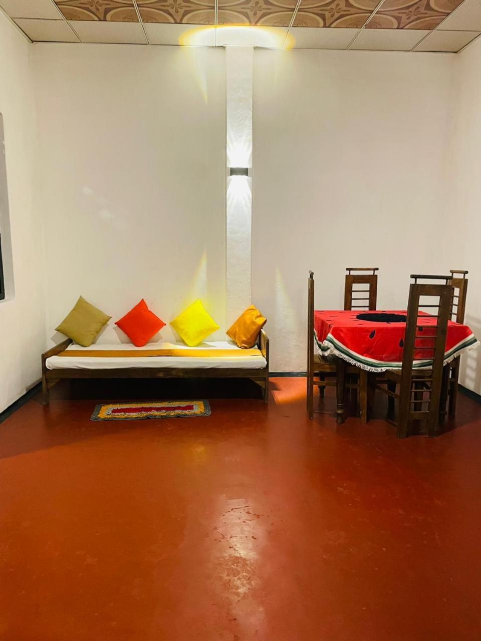 היקדואה Ami Place Rooms With Kitchen מראה חיצוני תמונה