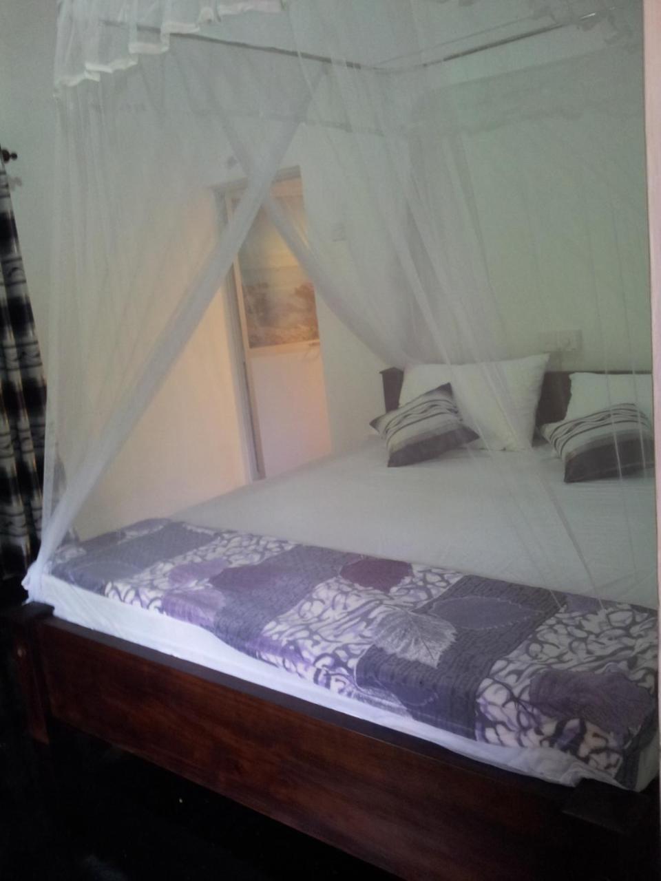היקדואה Ami Place Rooms With Kitchen מראה חיצוני תמונה