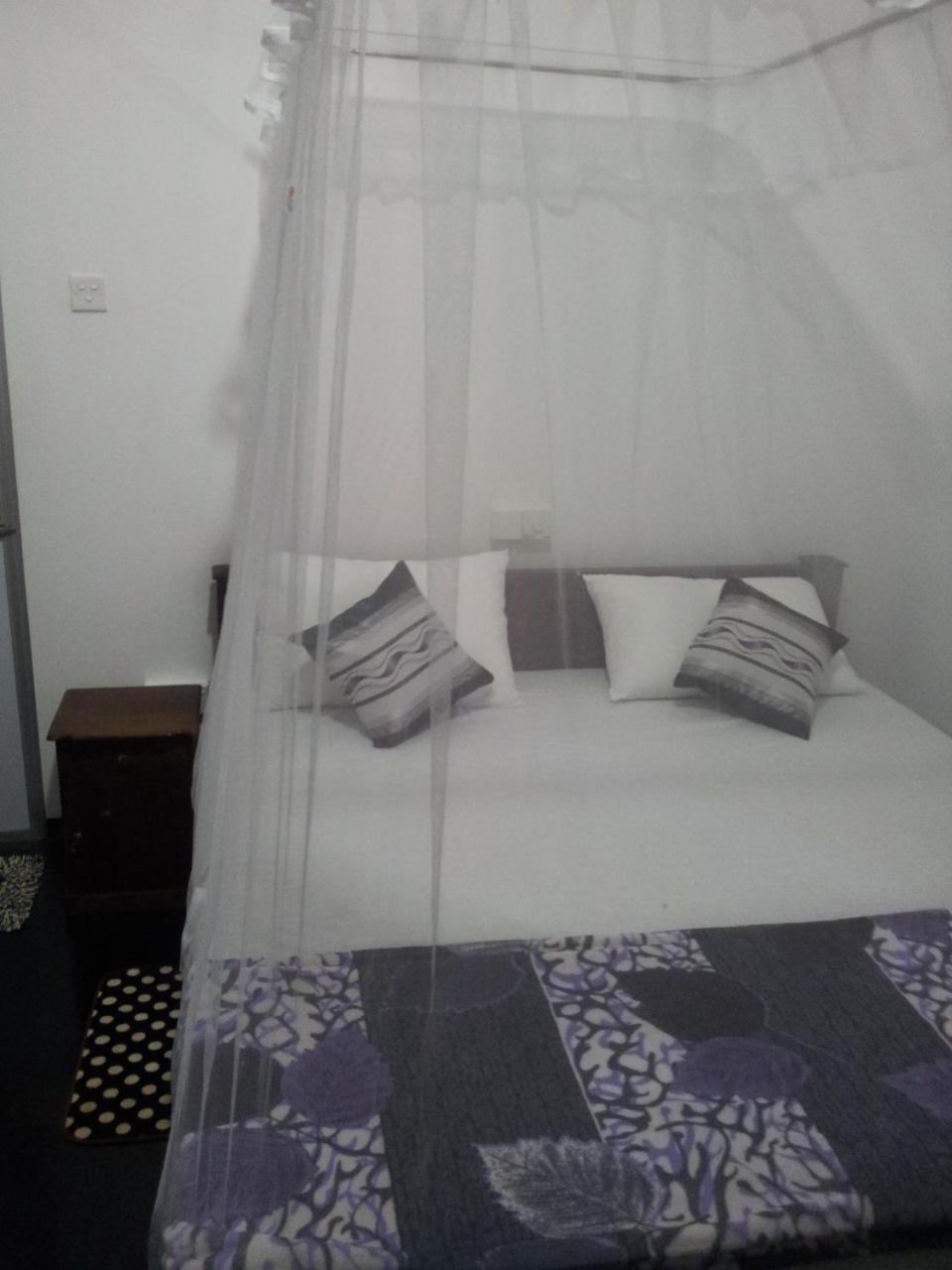 היקדואה Ami Place Rooms With Kitchen מראה חיצוני תמונה